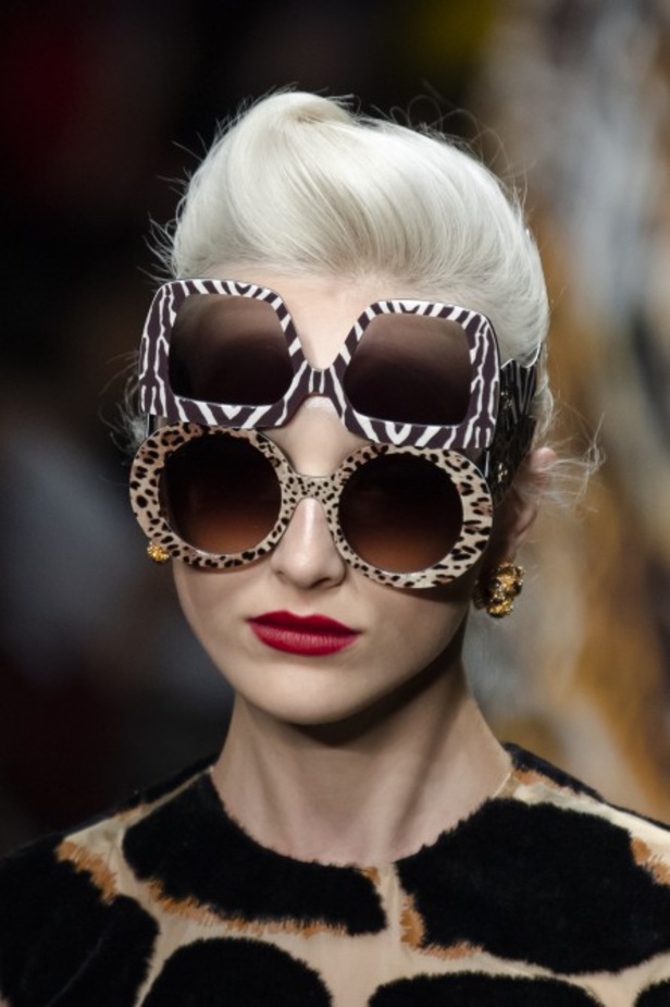 تصاميم عكست الألوان والمرح في عرض Dolce & Gabbana