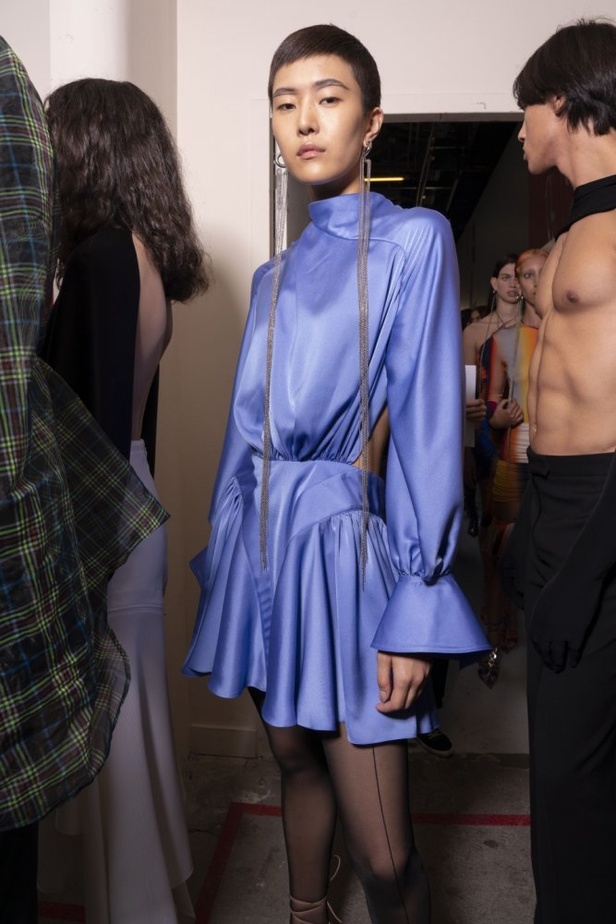 اسبوع الموضة في باريس 2019 عرض أزياء MUGLER لربيع وصيف 2020