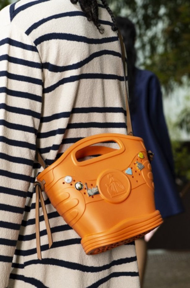 اسبوع الموضة في باريس 2019 عرض أزياء LANVIN لربيع وصيف 2020