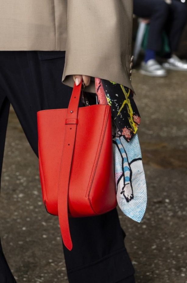 اسبوع الموضة في باريس 2019 عرض أزياء LANVIN لربيع وصيف 2020