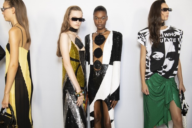 اسبوع الموضة في باريس 2019 ازياء BALMAIN الجاهزة لربيع وصيف 2020