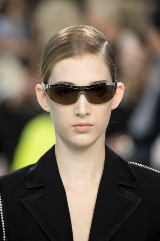 اسبوع الموضة في باريس 2019 مجموعة لويفي لربيع وصيف 2020