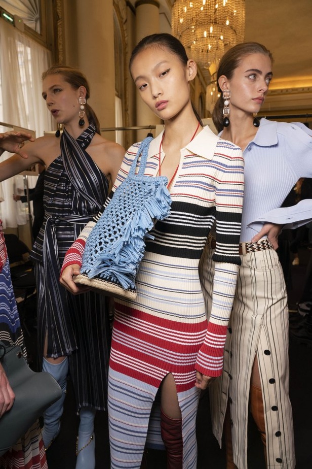 اسبوع الموضة في باريس 2019 مجموعة altuzarra للملابس الجاهزة لربيع وصيف 2020