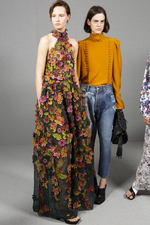 اسبوع الموضة في باريس 2019 مجموعة GIVENCHY لربيع وصيف 2020