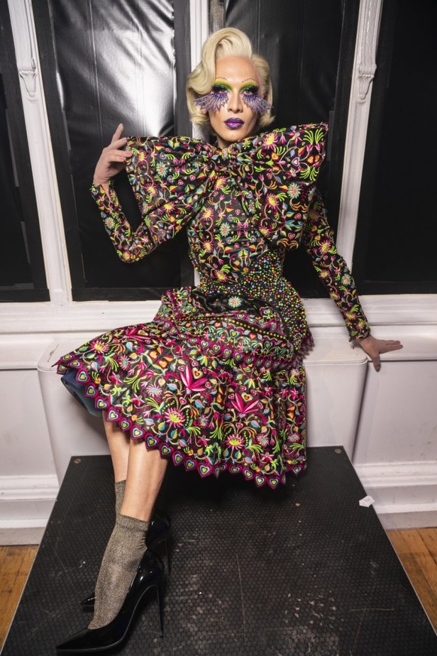 اسبوع الموضة في باريس 2019 مجموعة الالبسة الجاهزة من MANISH ARORA لربيع وصيف 2020