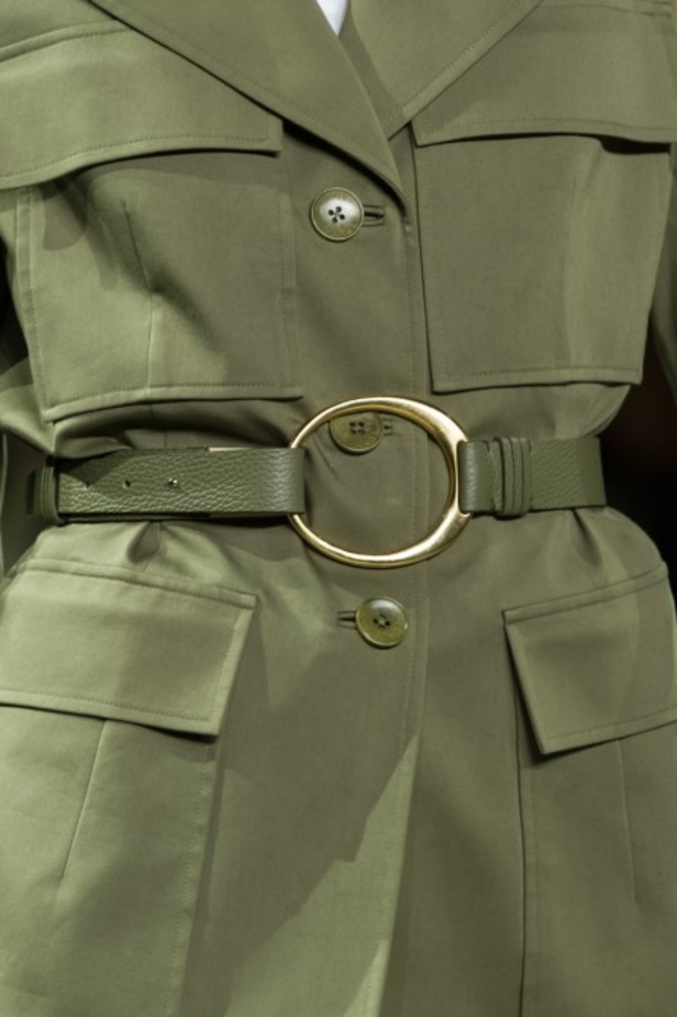  اسبوع الموضة في نيويورك 2019 ابرز صيحات أزياء و اكسسوارات ELIE TAHARI لربيع وصيف 2020 