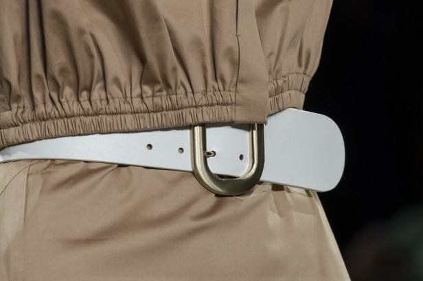  اسبوع الموضة في نيويورك 2019 ابرز صيحات أزياء و اكسسوارات ELIE TAHARI لربيع وصيف 2020 