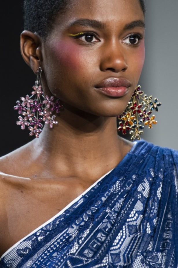  اسبوع الموضة في نيويورك 2019  موديلات فساتين TADASHI SHOJI لربيع وصيف 2020 