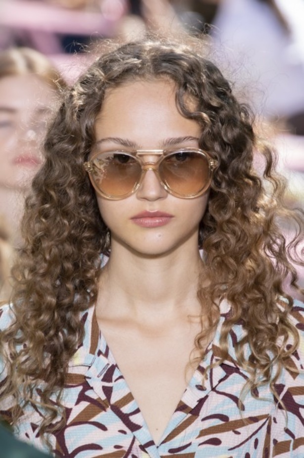 عرض أزياء كيت سبايد لموسم ربيع وصيف 2020