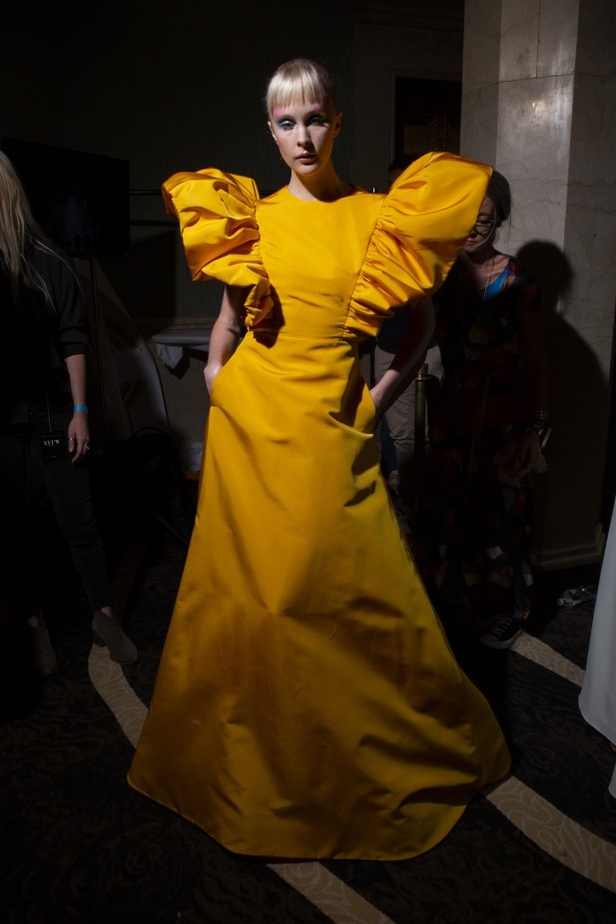 عرض أزياء كريستيان سيريانو لموسم ربيع وصيف 2020