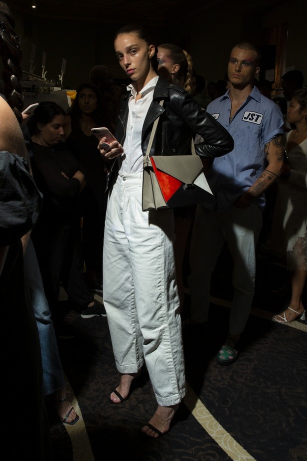 عرض أزياء كريستيان سيريانو لموسم ربيع وصيف 2020