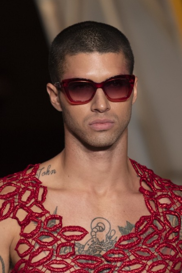 عرض أزياء كريستيان سيريانو لموسم ربيع وصيف 2020