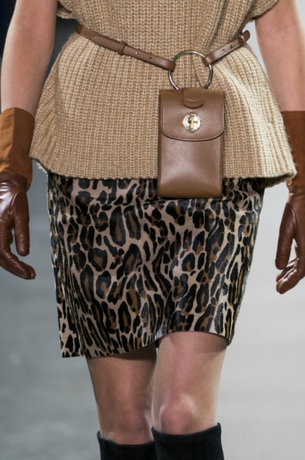 عرض أزياء إيلي تاهاري لخريف وشتاء 2019