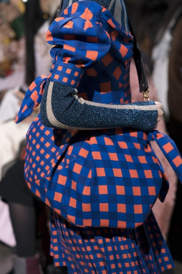 مجموعة Self Portrait للألبسة الجاهزة لخريف 2019