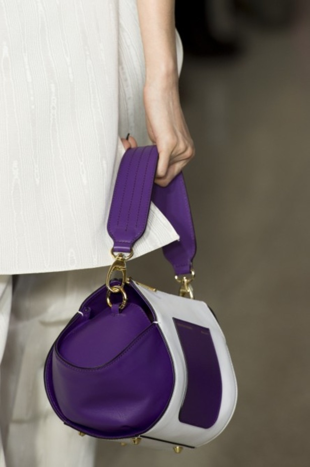 مجموعة Christian Siriano  للألبسة الجاهزة لموسم خريف 2019