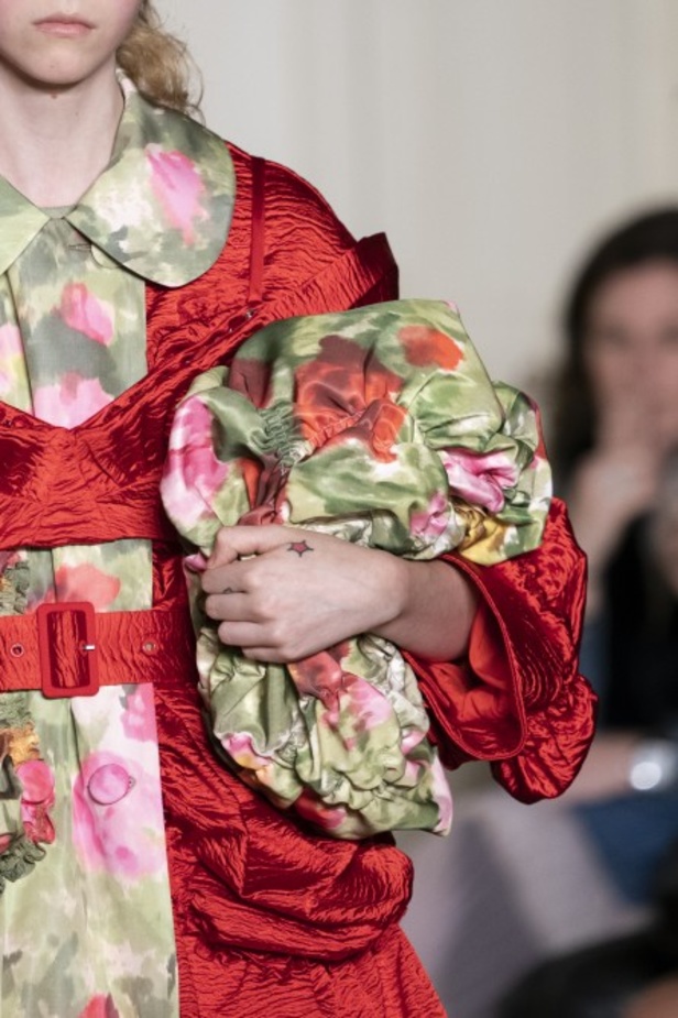 مجموعة  Simone Rocha لخريف 2019