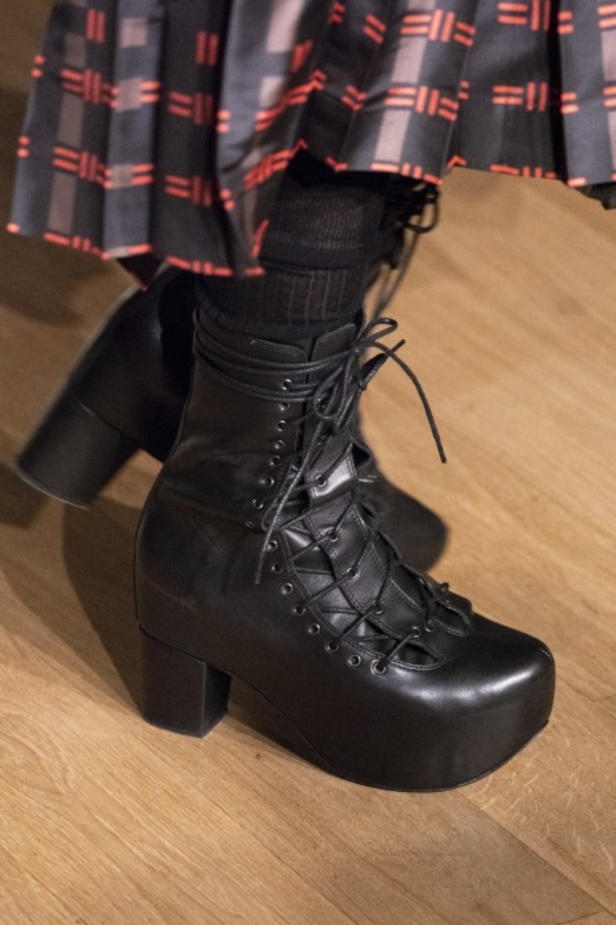 مجموعة  Simone Rocha لخريف 2019