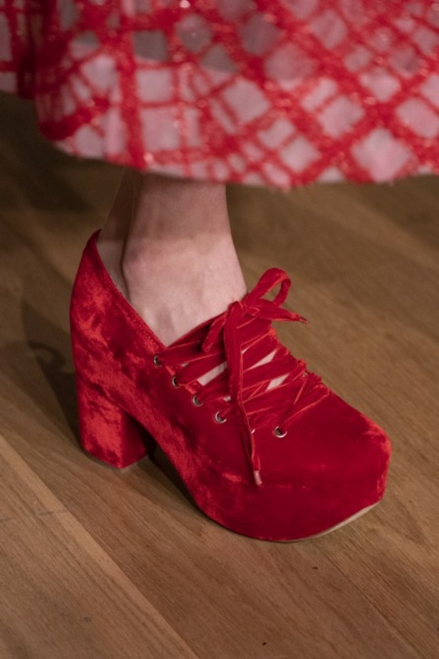 مجموعة  Simone Rocha لخريف 2019