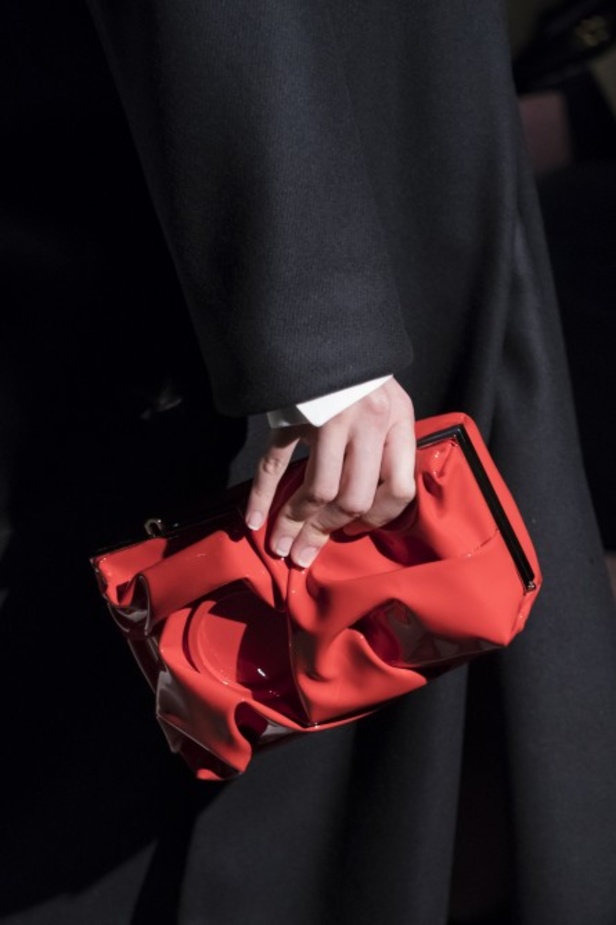 مجموعة Chalayan  للألبسة الجاهزة لخريف 2019