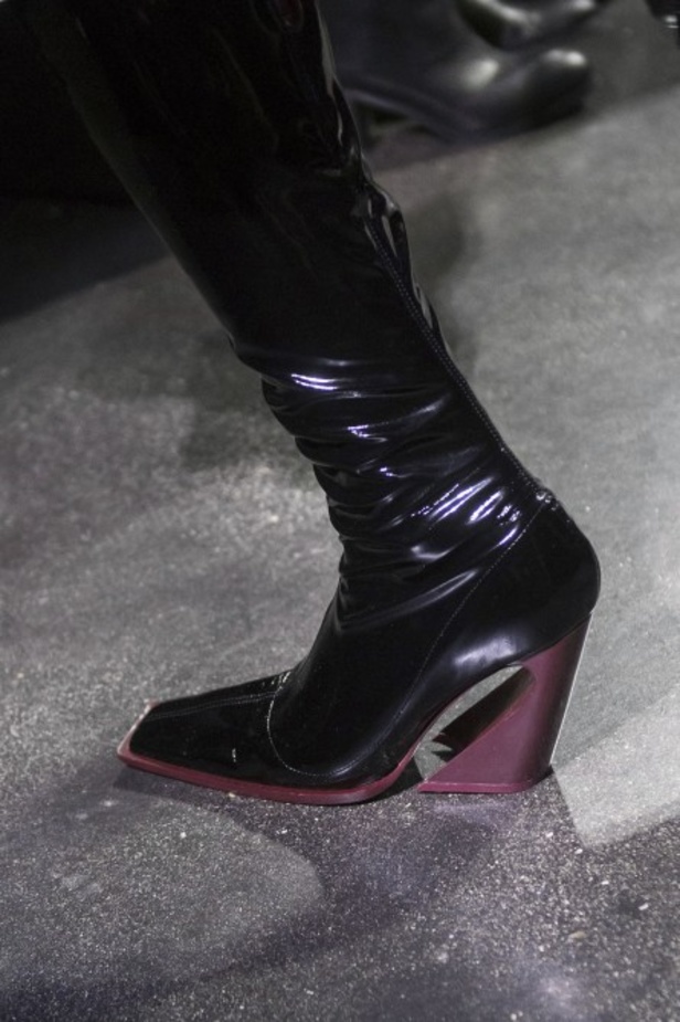 عرض أزياء موغلر لموسم خريف وشتاء 2019