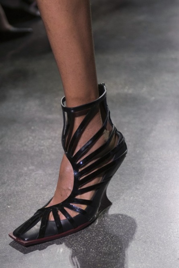 عرض أزياء موغلر لموسم خريف وشتاء 2019