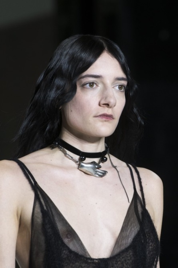 مجموعة Ann Demeulemeester لخريف 2019