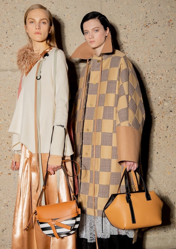 عرض أزياء ‏Loewe‏ لموسم خريف وشتاء 2019‏