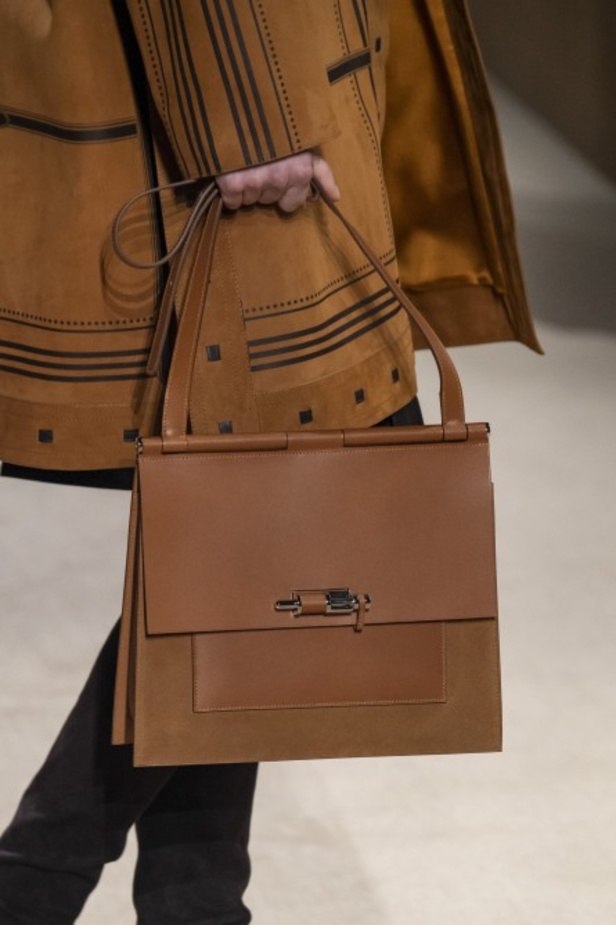 عرض Hermès لخريف وشتاء 2019 في باريس 