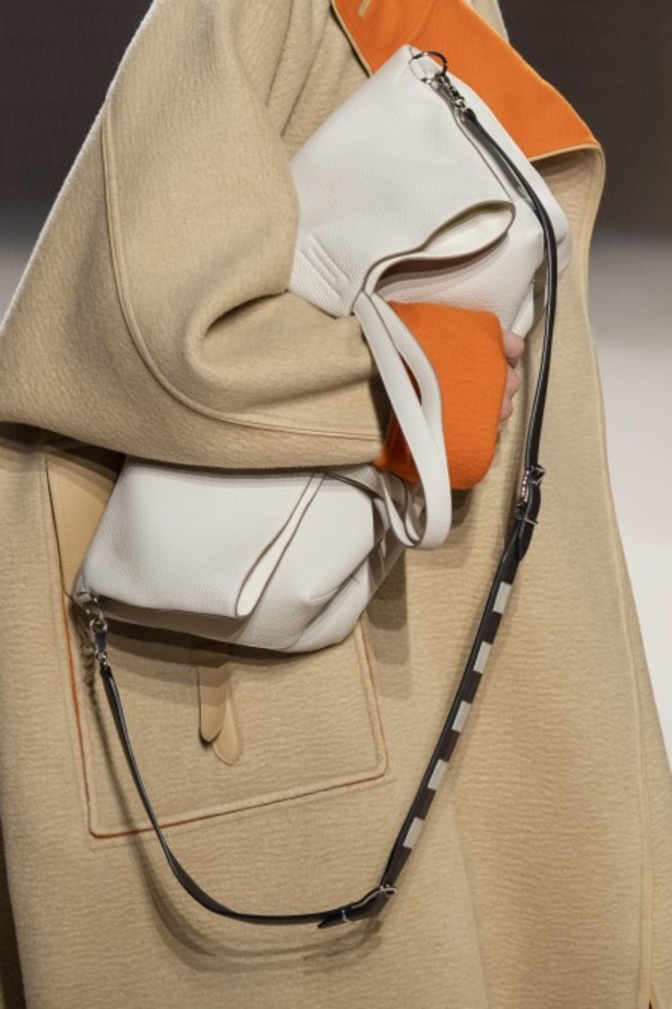 عرض Hermès لخريف وشتاء 2019 في باريس 