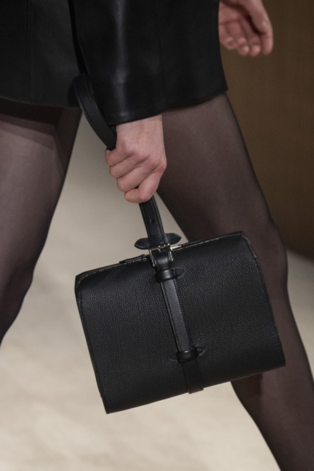 عرض Hermès لخريف وشتاء 2019 في باريس 