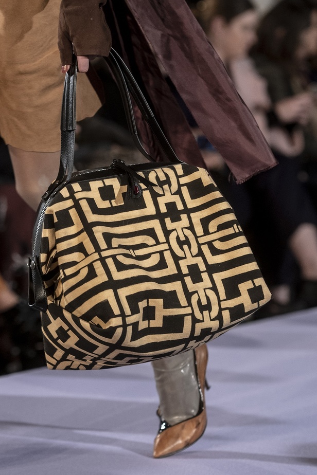 عرض أزياء Vivienne Westwood لخريف وشتاء 2019