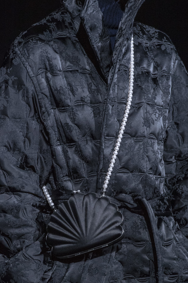 عرض Balenciaga لخريف 2019