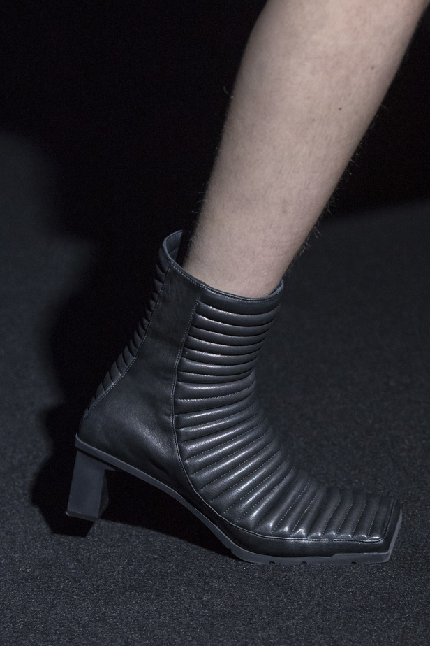 عرض Balenciaga لخريف 2019