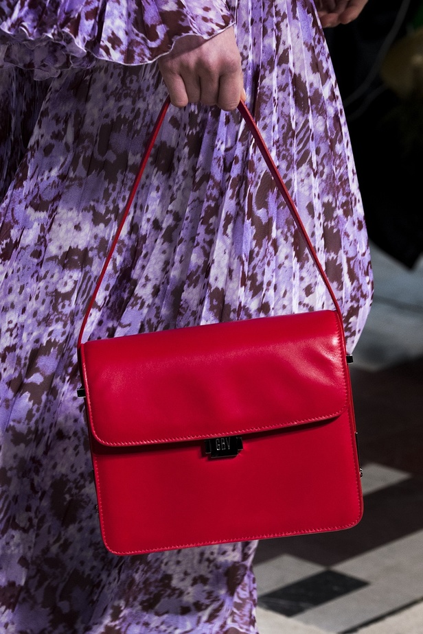 مجموعة Giambattista Valli للألبسة الجاهزة لخريف 2019