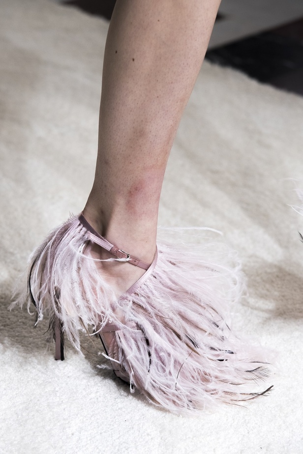 مجموعة Giambattista Valli للألبسة الجاهزة لخريف 2019