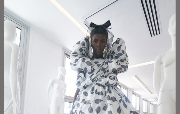 مجموعة Giambattista Valli لخريف وشتاء 2019-2020