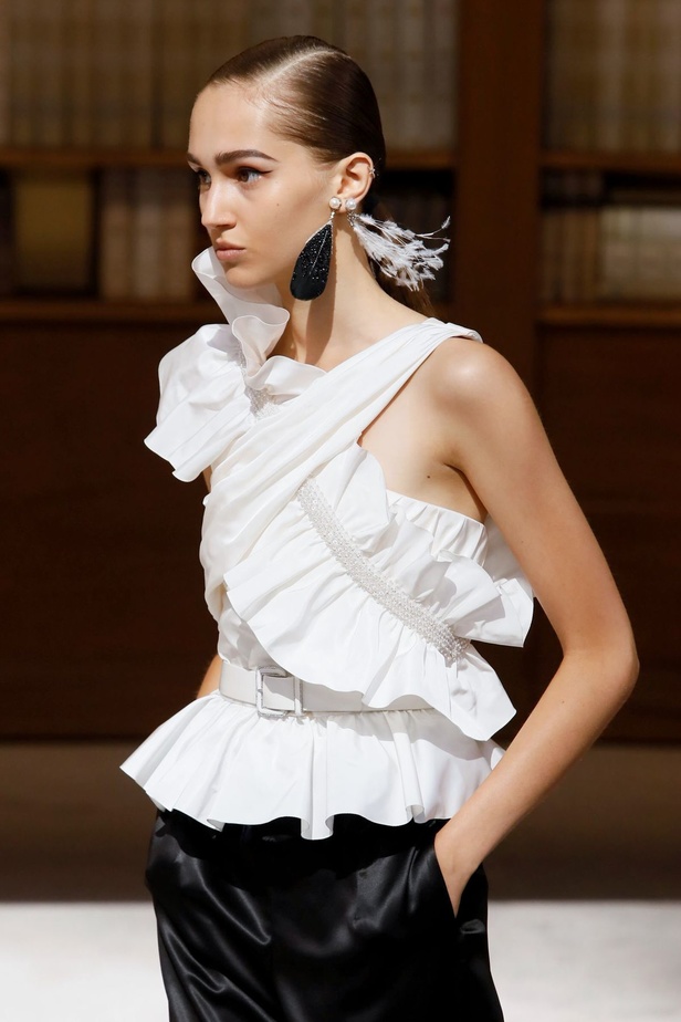  مجموعة شانيل هوت كوتور 2020 من اسبوع الموضة في باريس 2019