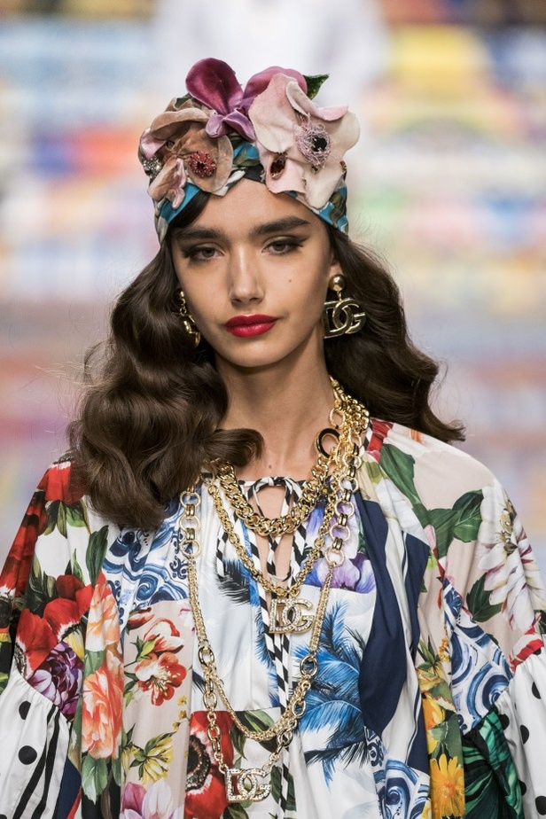 عرض ازياء dolce & gabbana لربيع وصيف 2021 ضمن أسبوع الموضة في ميلانو