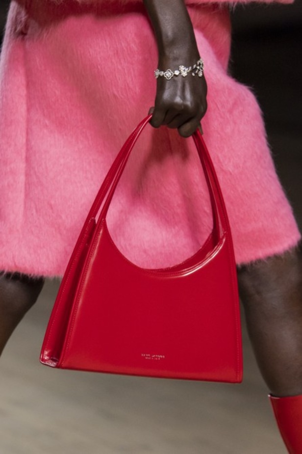 عرض ازياء MARC JACOBS لخريف وشتاء2020/2021  