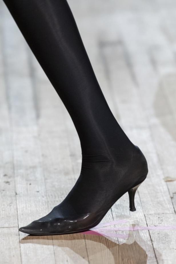 عرض ازياء MARC JACOBS لخريف وشتاء2020/2021  