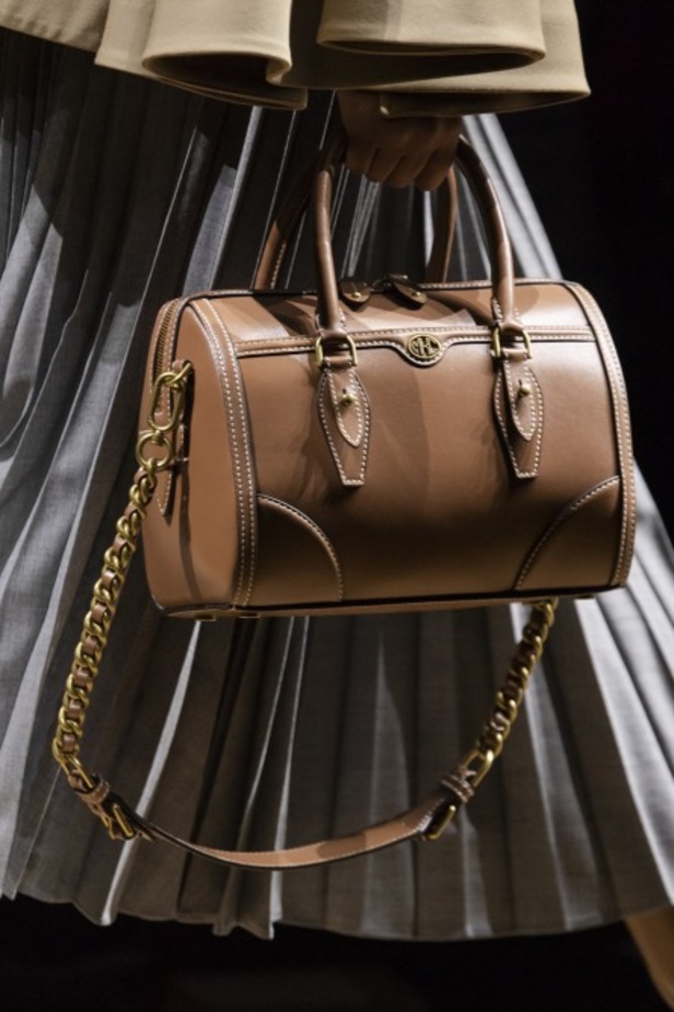  ازياء MICHAEL KORS لخريف وشتاء 2020-2021 خلال اسبوع الموضة في نيويورك 