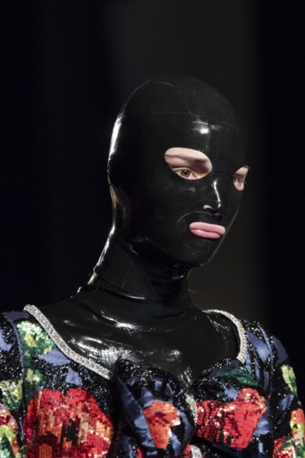 عرض أزياء Richard Quinn لخريف وشتاء 2020-2021