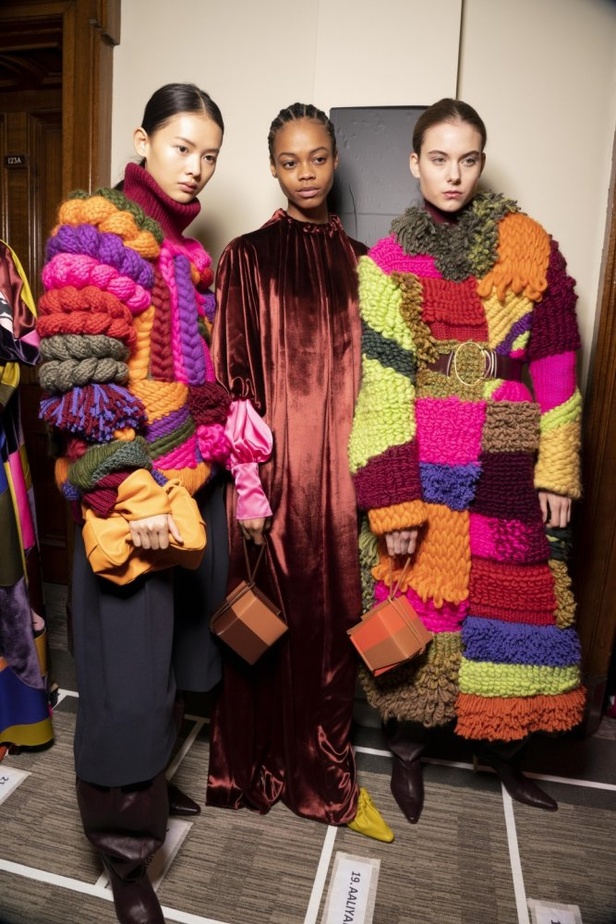 ازياء ROKSANDA لخريف وشتاء 2020-2021 خلال اسبوع الموضة في لندن   