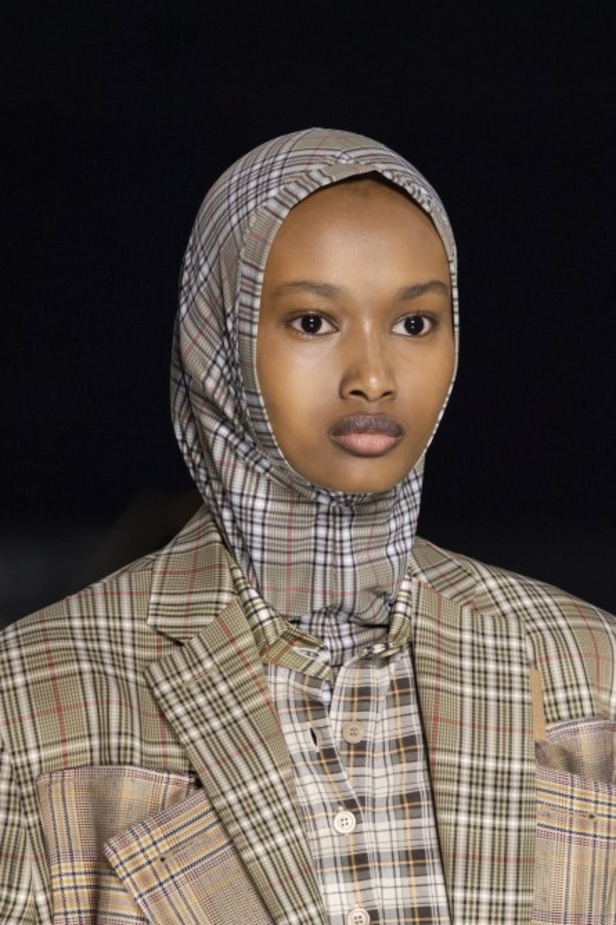 مجموعة بربري لخريف وشتاء 2020-2021 من اسبوع الموضة في لندن