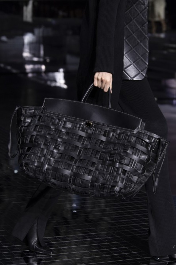 مجموعة بربري لخريف وشتاء 2020-2021 من اسبوع الموضة في لندن