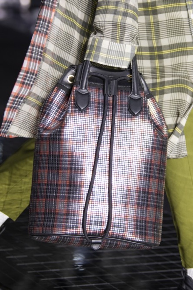 مجموعة بربري لخريف وشتاء 2020-2021 من اسبوع الموضة في لندن