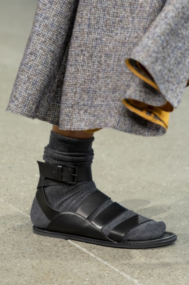 مجموعة نون باي نور لخريف وشتاء 2020-2021من اسبوع الموضة في نيويورك