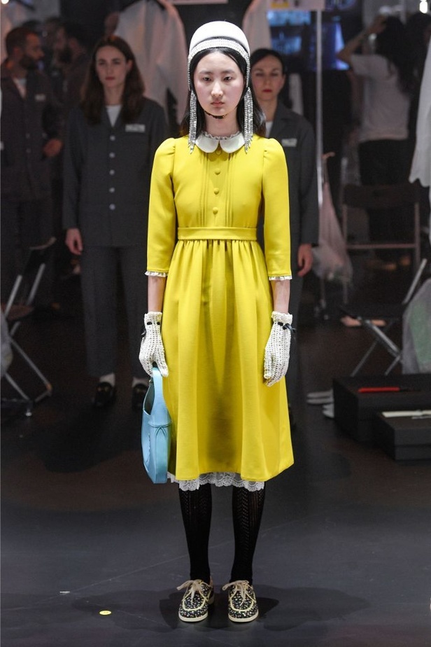 عرض ازياء دار GUCCI لخريف وشتاء 2020-2021 مباشرة من ميلانو 