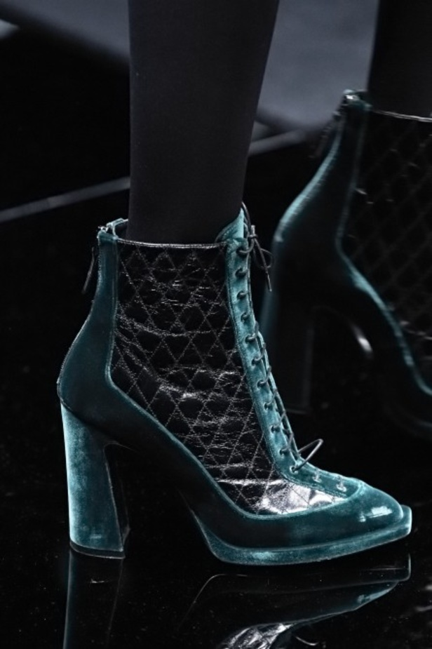 مجموعة امبريو أرماني  EMPORIO ARMANI لخريف وشتاء 2020-2021