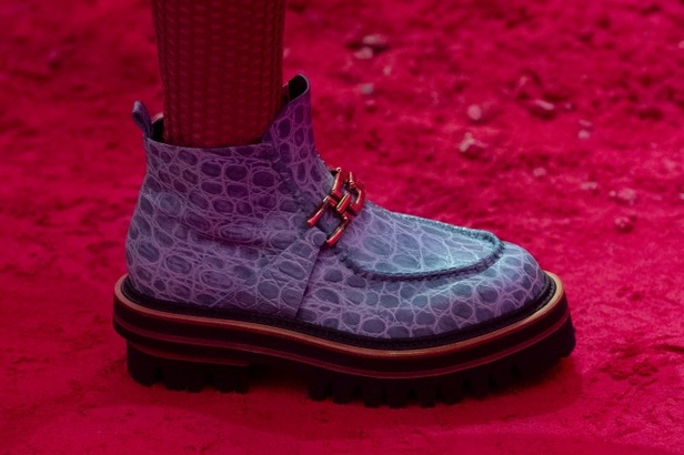 عرض ازياء MONCLER لخريف و شتاء 2020-2021 مباشرة من ميلانو